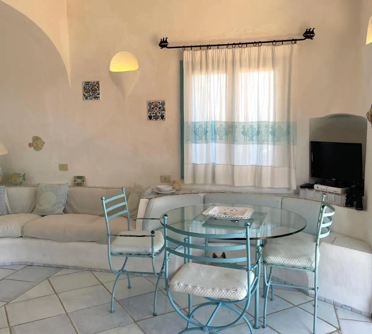 Apartment Punta Est Bellissimo 3 Camere Vista Mare Capo Coda Cavallo